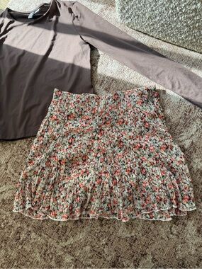 H&M floral skort
